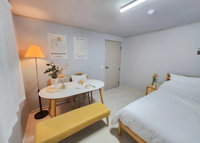 Monami House Hapjeong, Mangwon * Seoul