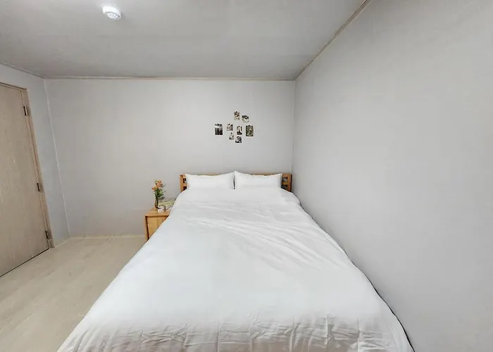 Apartment Monami House Hapjeong, Mangwon *
